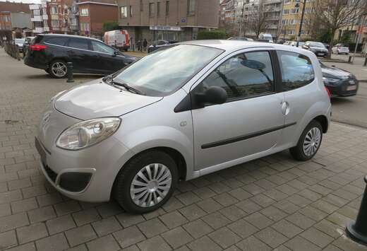 Renault Twingo 1.2i  12 Mois garantie prêt à Immat.