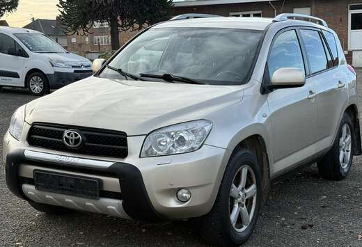Toyota RAV 4 2.0 4x4 Automatik Team