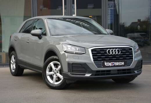 Audi Q2 30 TFSI/ PDC/ Navi/ Verw zetels/ Alu\'s 16\