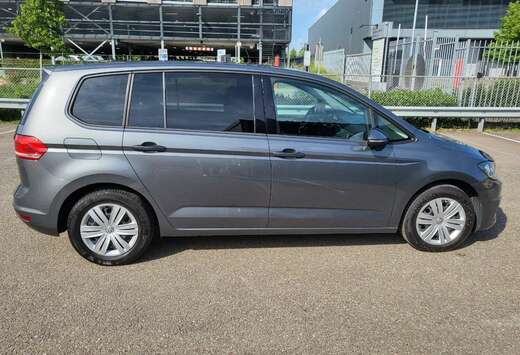 Volkswagen 1.6 TDi SCR Trendline DSG 7PL