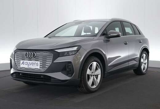 Audi 40 Attraction LED GPS PDC CAM Keyless Carplay V