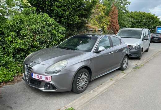 Alfa Romeo 1.4 TB 16V Multiair motor kapot