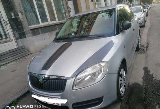 Skoda 1.6i 102 Ambiente