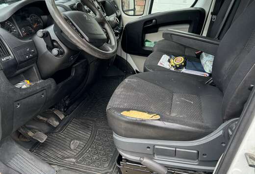 Peugeot 2.2 HDi L2 Utility (Steel)