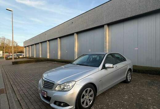 Mercedes-Benz CGI BlueEFFICIENCY Kompressor