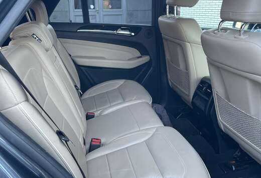 Mercedes-Benz BlueTEC 4MATIC 7G-TRONIC