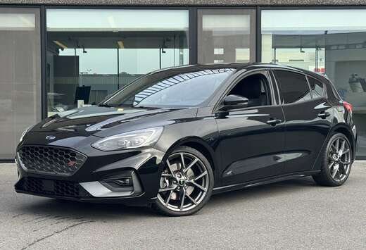 Ford ST 2.3 EcoBoost - 280 PK  GPS + CAMERA + RECARO