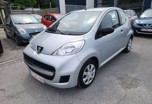 Peugeot 107 1.0i Urban Move
