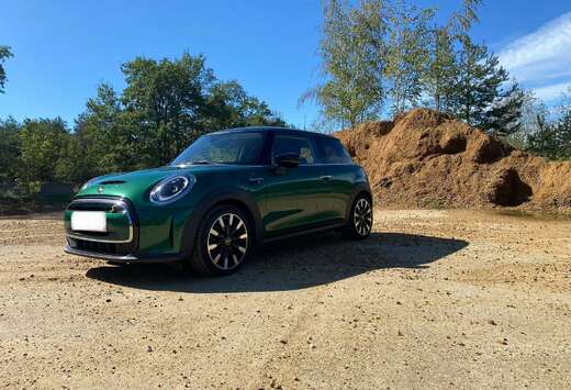 MINI e-Mini 28.9 kWh Cooper SE \'BTW WAGEN\'