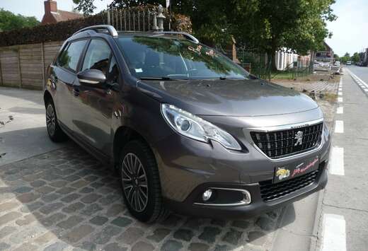 Peugeot 1.2i PureTech  39.000 kml  AIRCO  GPS