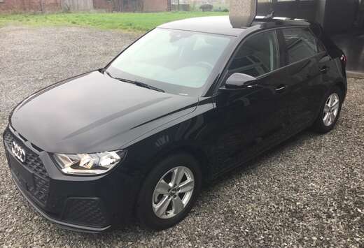 Audi Sportback 30 TFSI S tronic 115PK AUTOMAAT