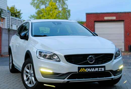 Volvo D3 KINETIC TREKHAAK 37000KM