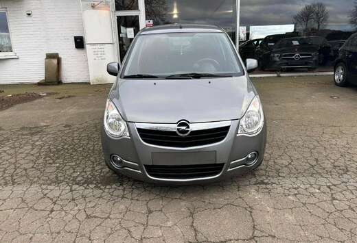 Opel 1.2i Essentia