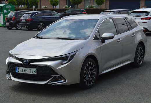 Toyota Touring sports 1.8 Hybrid Teamplayer + Tech Pa ...