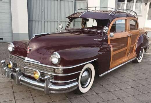 Oldtimer town and country 4 portes