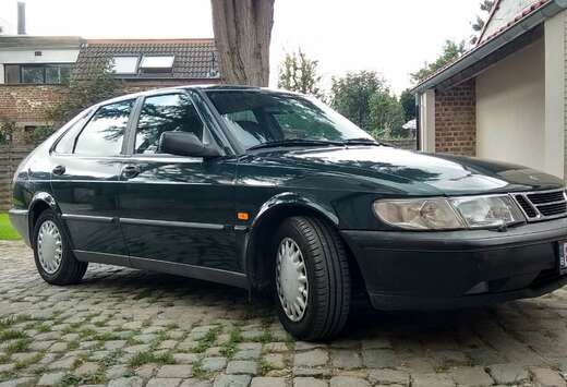 Saab 2.3i S