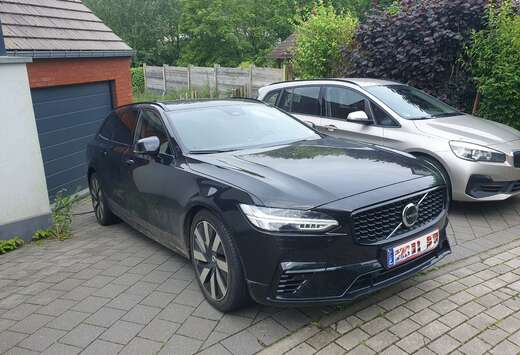 Volvo V90 2.0 T8 AWD PHEV Ultimate Dark