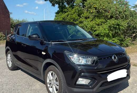 SsangYong 1.6i e-XGi 2WD Quartz