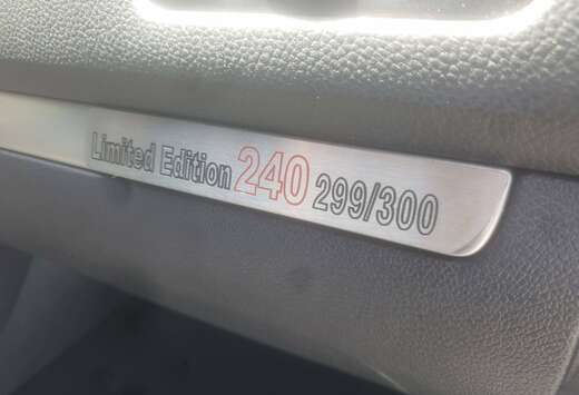Volkswagen Golf GTI 2.0 Turbo 16v FSI DSG Limited edi ...
