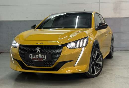 Peugeot 208 1.2 / GT Line / KEY-LESS/ PANO / OHB VOLL ...