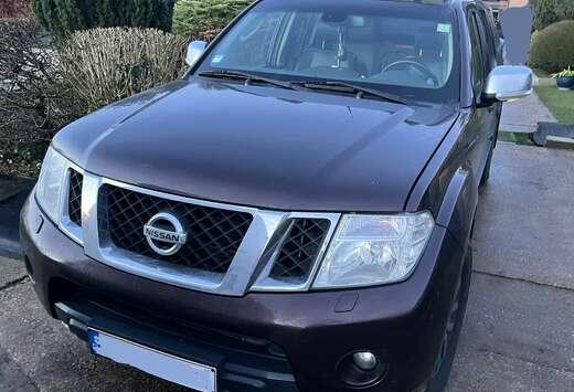 Nissan 3.0 dCi V6 4x4 LE Exec.Pack+IT DPF(E5)