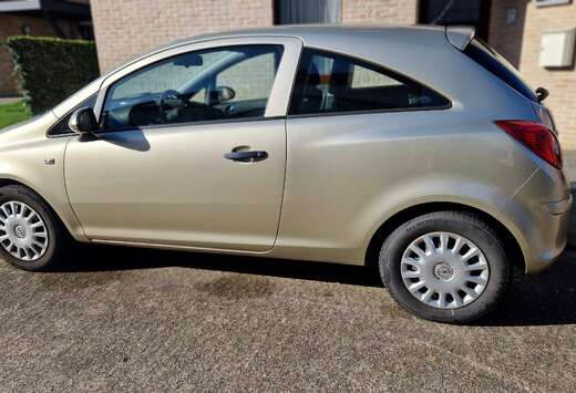 Opel Corsa 1.0i Enjoy