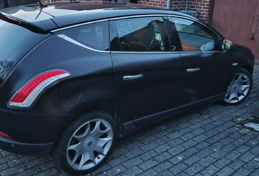 Lancia Delta 1.6 Multijet Hard Black