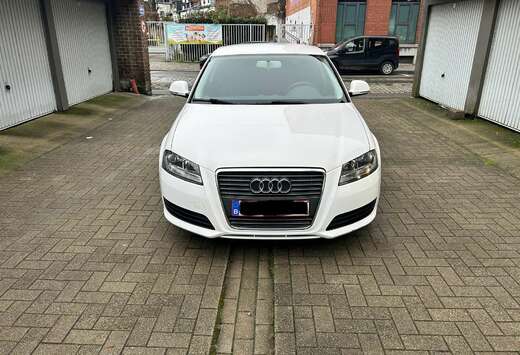 Audi 1.6 TDi e Attraction Start/Stop DPF