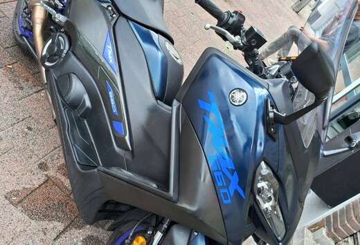 Yamaha 560