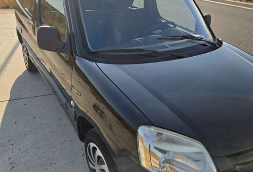 Peugeot 1.6 HDi Pack CD Airco