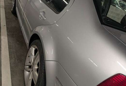 Volkswagen Bora 2L benzine,