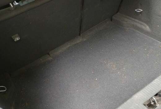 Opel Astra 1.6i Essentia