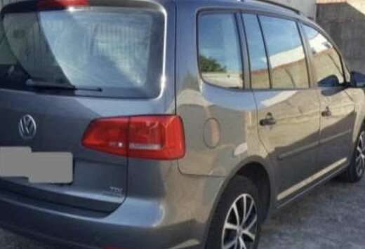 Volkswagen 1.6 TDI DPF BlueMotion Technology Trendlin ...