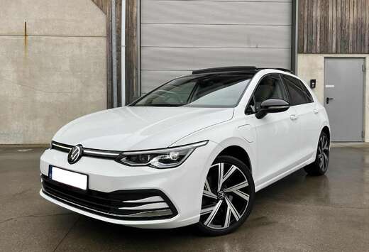 Volkswagen 1.4 eHybrid  Dealer onderhouden-Pano-massa ...