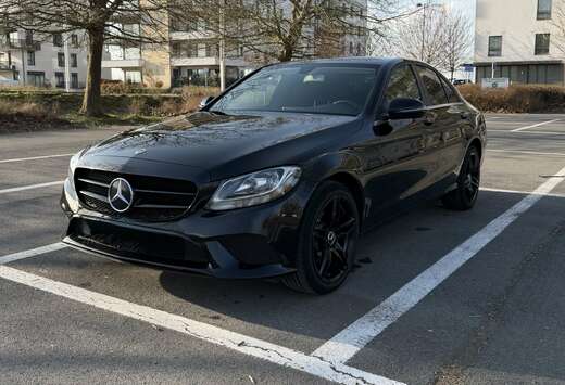 Mercedes-Benz AUTOMATIQUE.