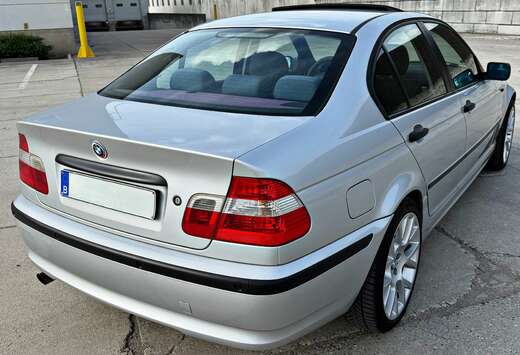 BMW BMW 318i - Automaat - 122.000km - 2005 Gekeurd