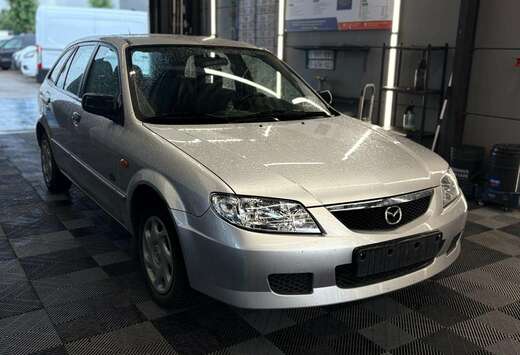Mazda 1.4i benzine bj. 2003 104000km