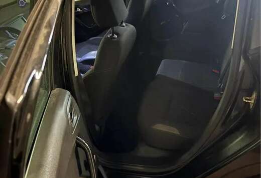 Peugeot 208 1.2i Active