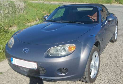 Mazda MX-5 1.8i 16v Active