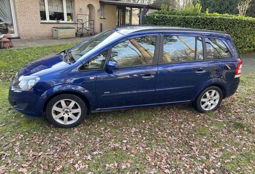Opel Zafira 1.8 Selection