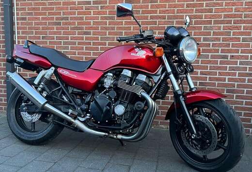 Honda seven fifty