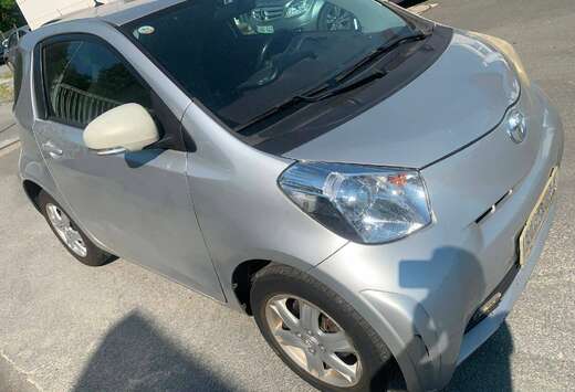 Toyota iQ 1.0i VVT-i Luna