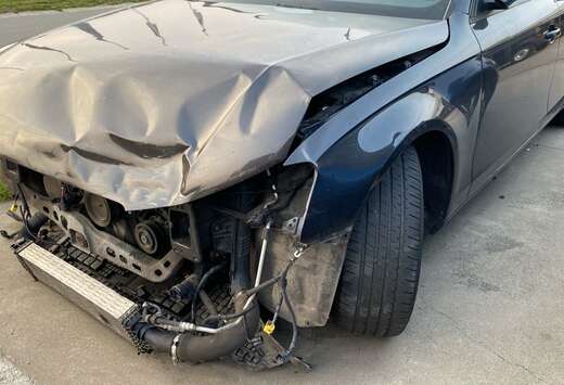 Audi Avant 2.0 TDi Manuel Accidenté (voir descriptio ...