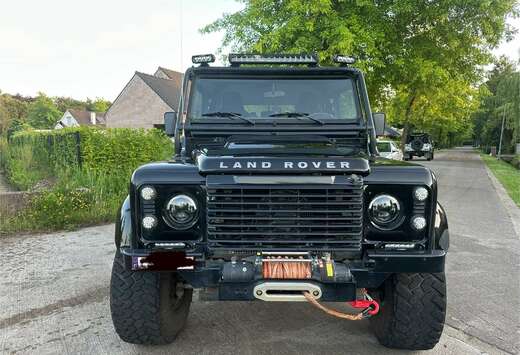 Land Rover Defender 110 Crew Cab E