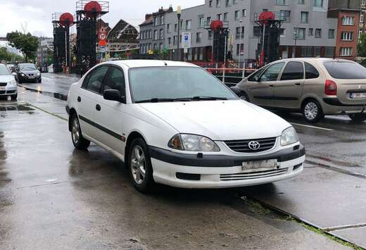 Toyota 1.6i VVT-i 16v Linea Sol