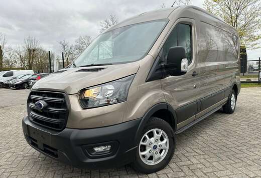 Ford 2.0 TDCi L3H2 RWD Limited Multi-use
