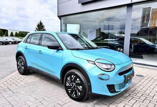 Fiat 110PK Hybrid/GPS/Camera/Carplay