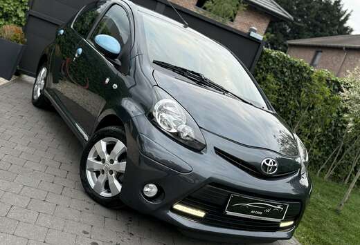 Toyota 1.0i * 33.000 KM * FULL AIRCO * ÉDITION LIMIT ...