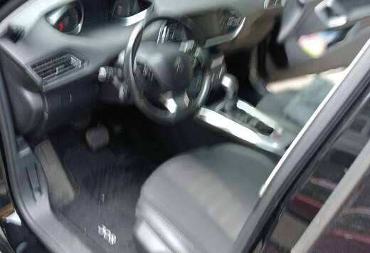 Peugeot 308 1.2 PureTech Active (EU6.2)