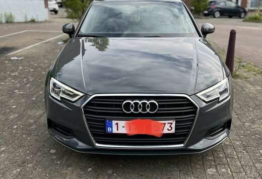 Audi Sportback 1.6 TDi S tronic